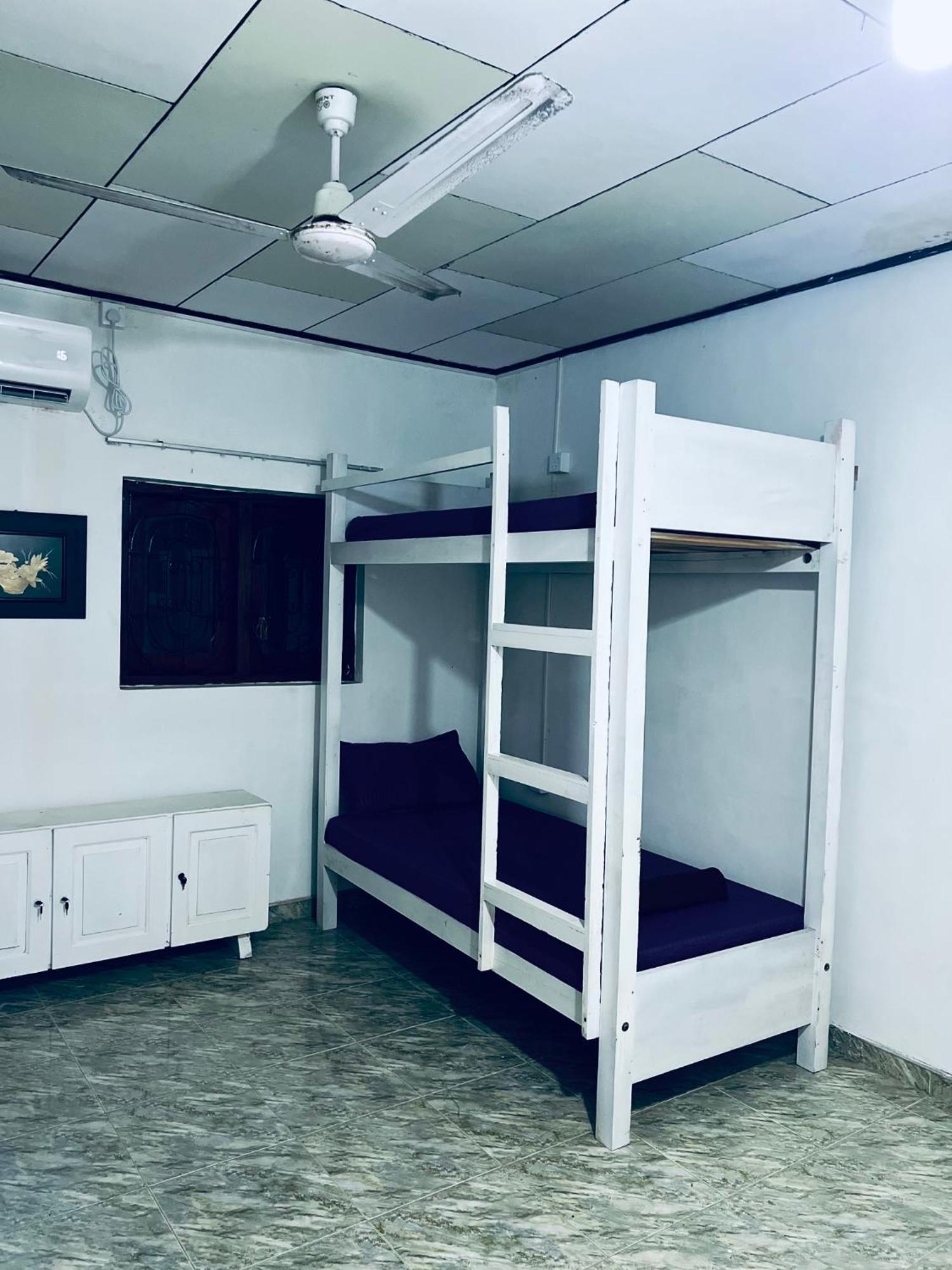 Honey Beach Hostel Negombo Dış mekan fotoğraf